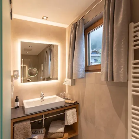 维尔贝拉酒店 公寓 *